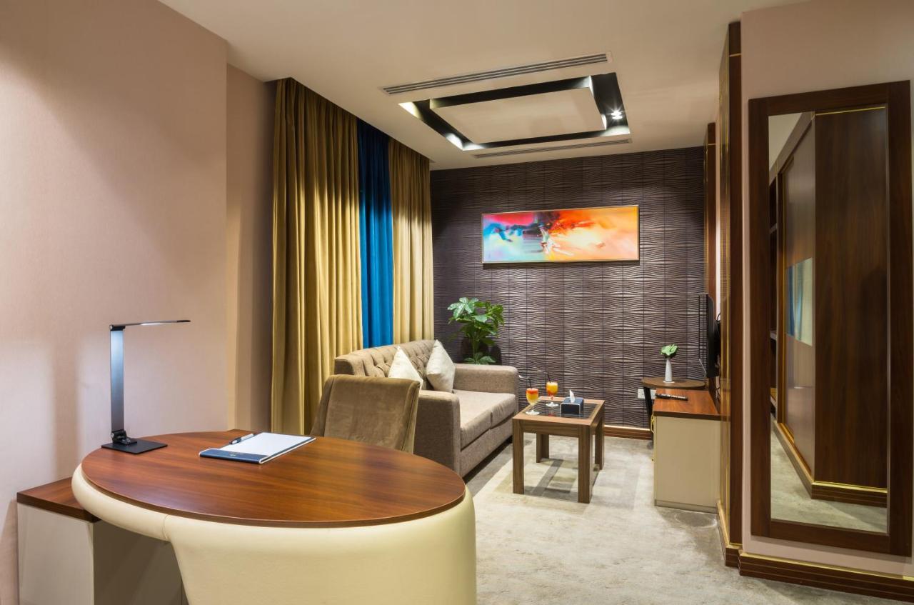 Al Malqa Elite Hotel Riyadh Exteriör bild